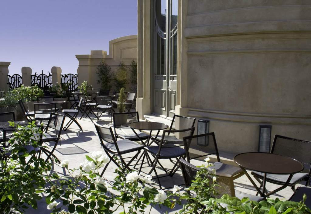 Esplendor By Wyndham Savoy Rosario Hotel Restoran gambar